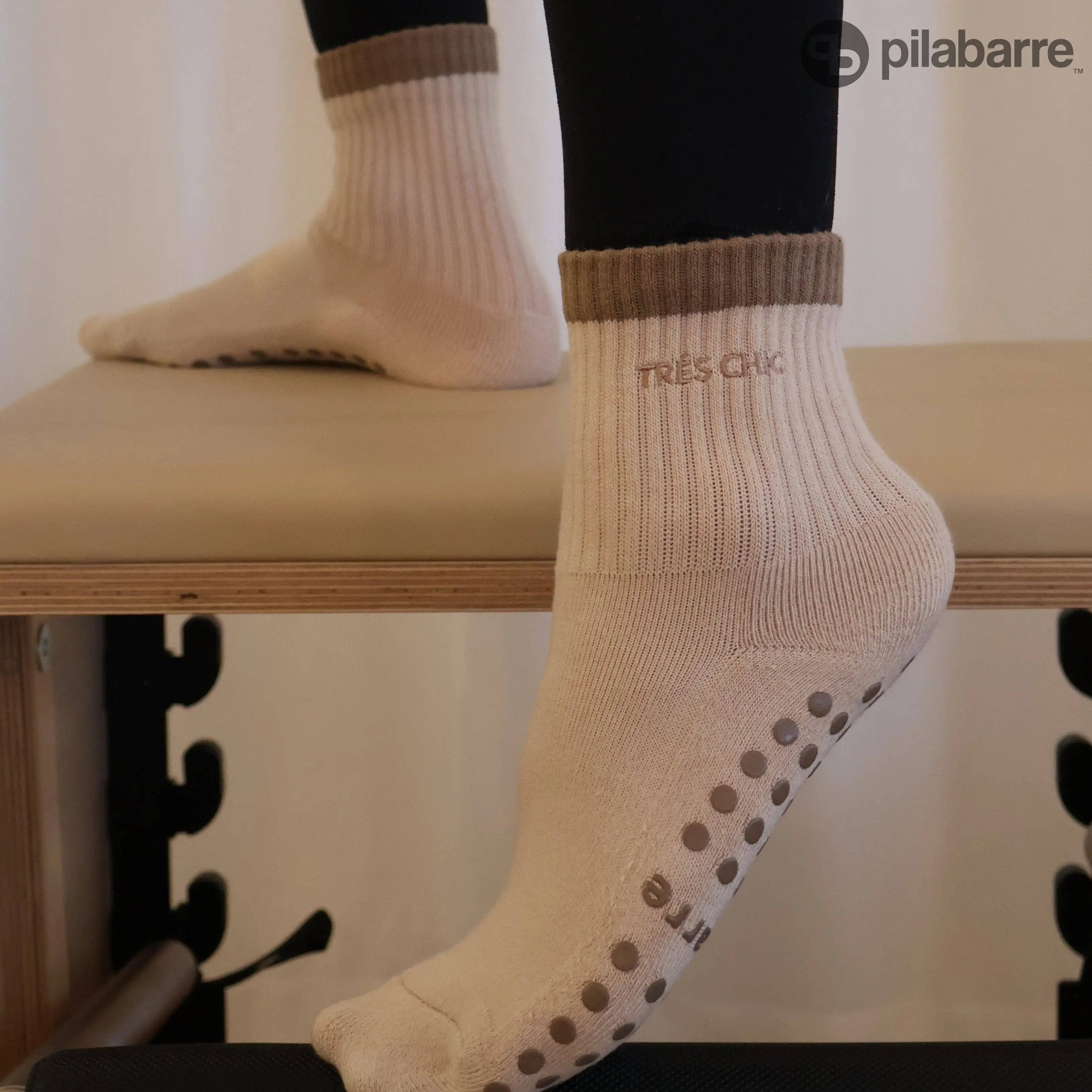 Pilabarre - Wholesale Socks - Women's - Tres Chic Grip Socks2