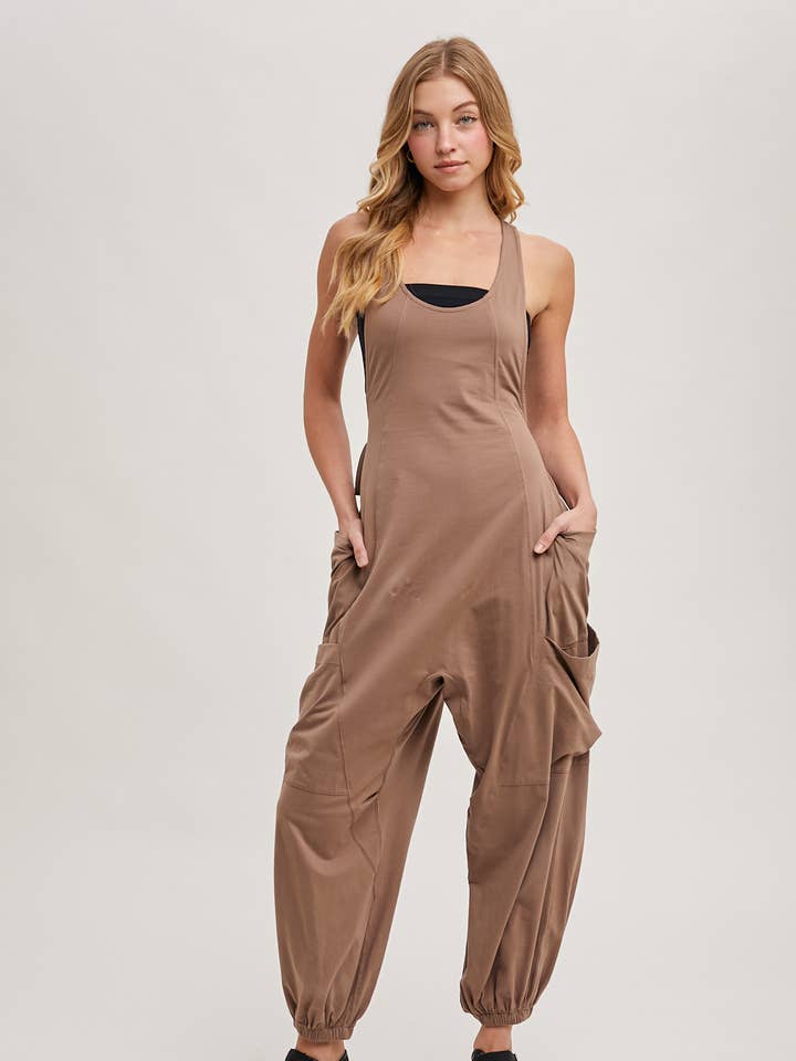 Bluivy - Wholesale Jumpsuit - Women's - RELAXED FIT BEGGY PANTS JUMPSUIT WITH POCKETS