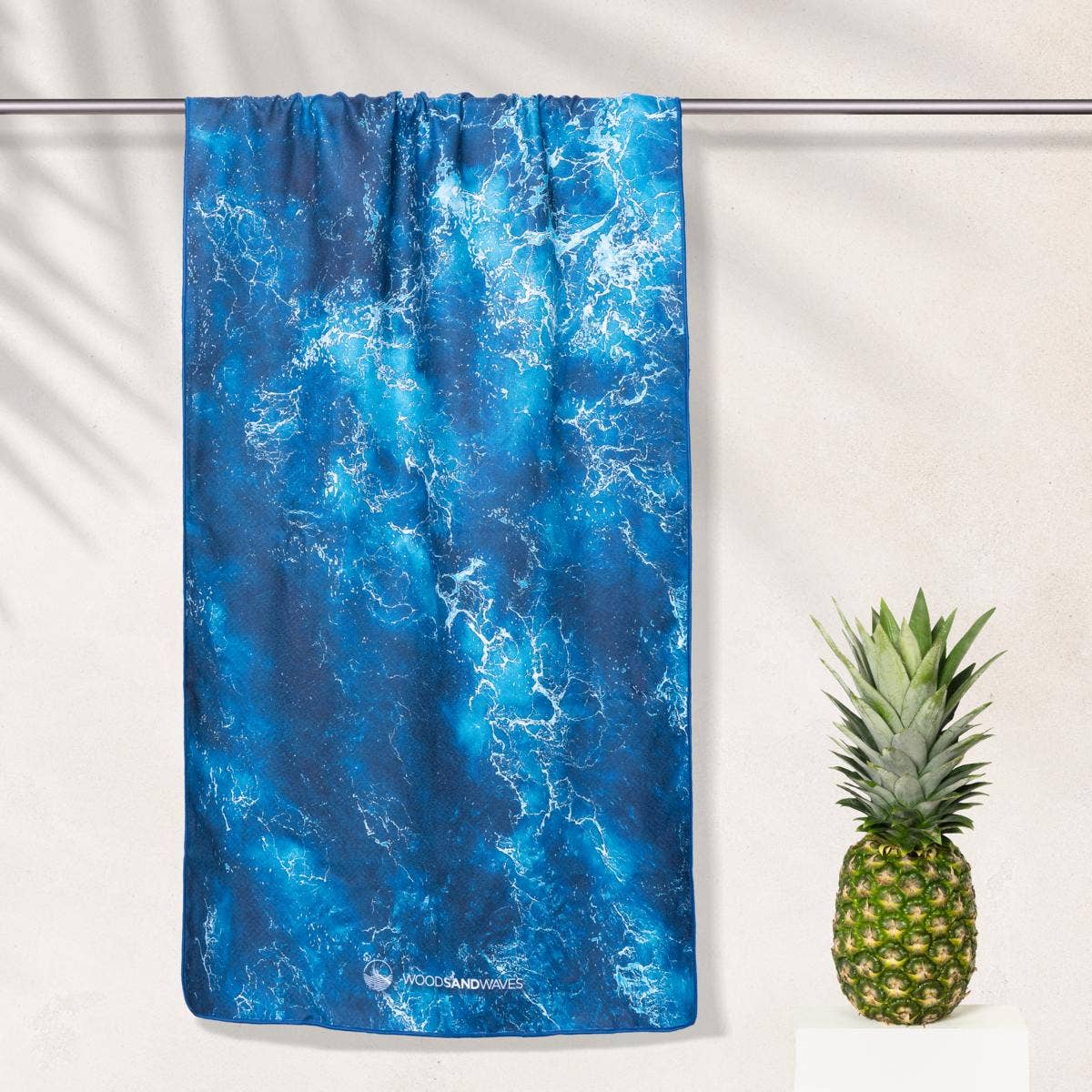 WOODSANDWAVES - Wholesale Beach Towel - Wild Ocean - Sand-Repellent Beach Towel with Secret Pocket (180cm x 80cm)0