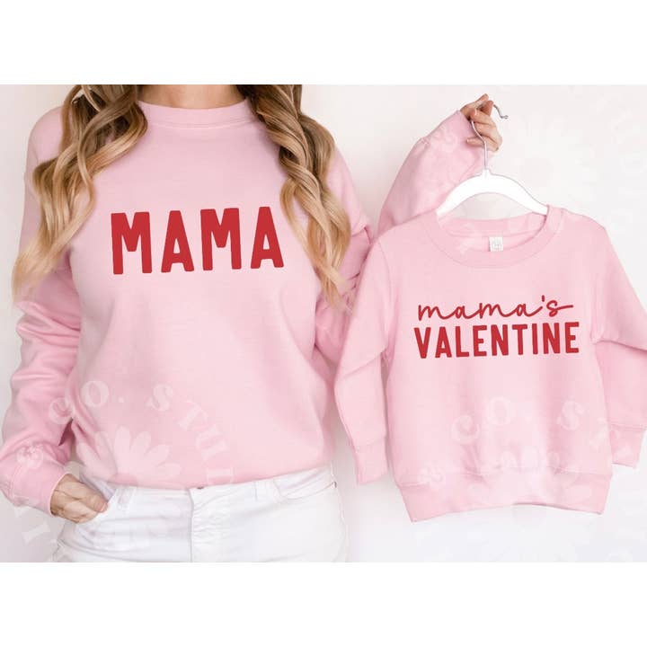 Sweatshirts roses assortis Mama et mini pour la vente par Rad & Cove