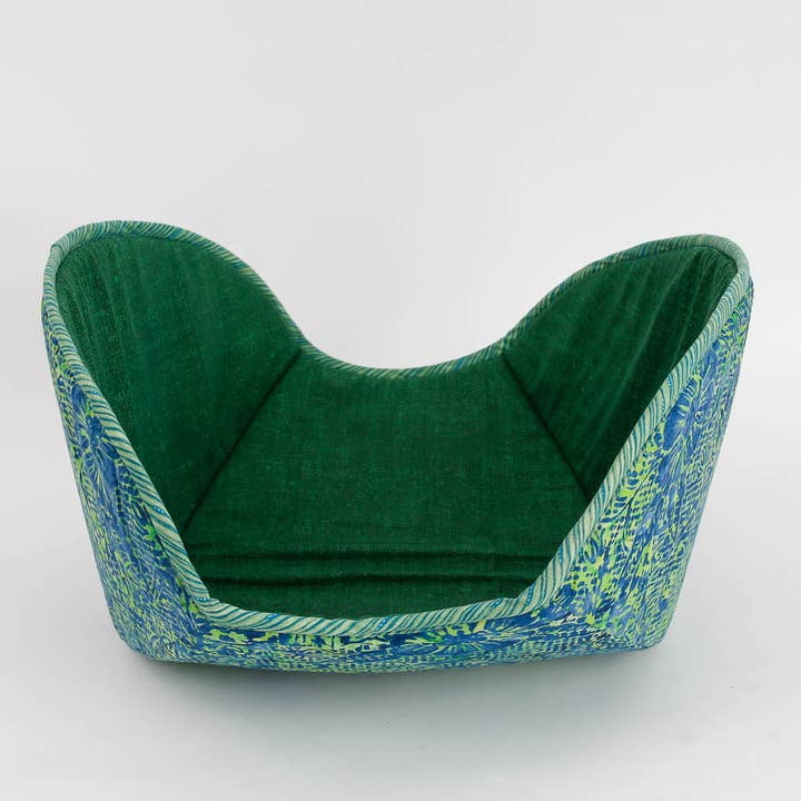 The Cat Ball - Wholesale Pet Bed - Cat/Dog - Jumbo Cat Canoe Bed - Taco-Shaped Nest for Cats and Dogs25