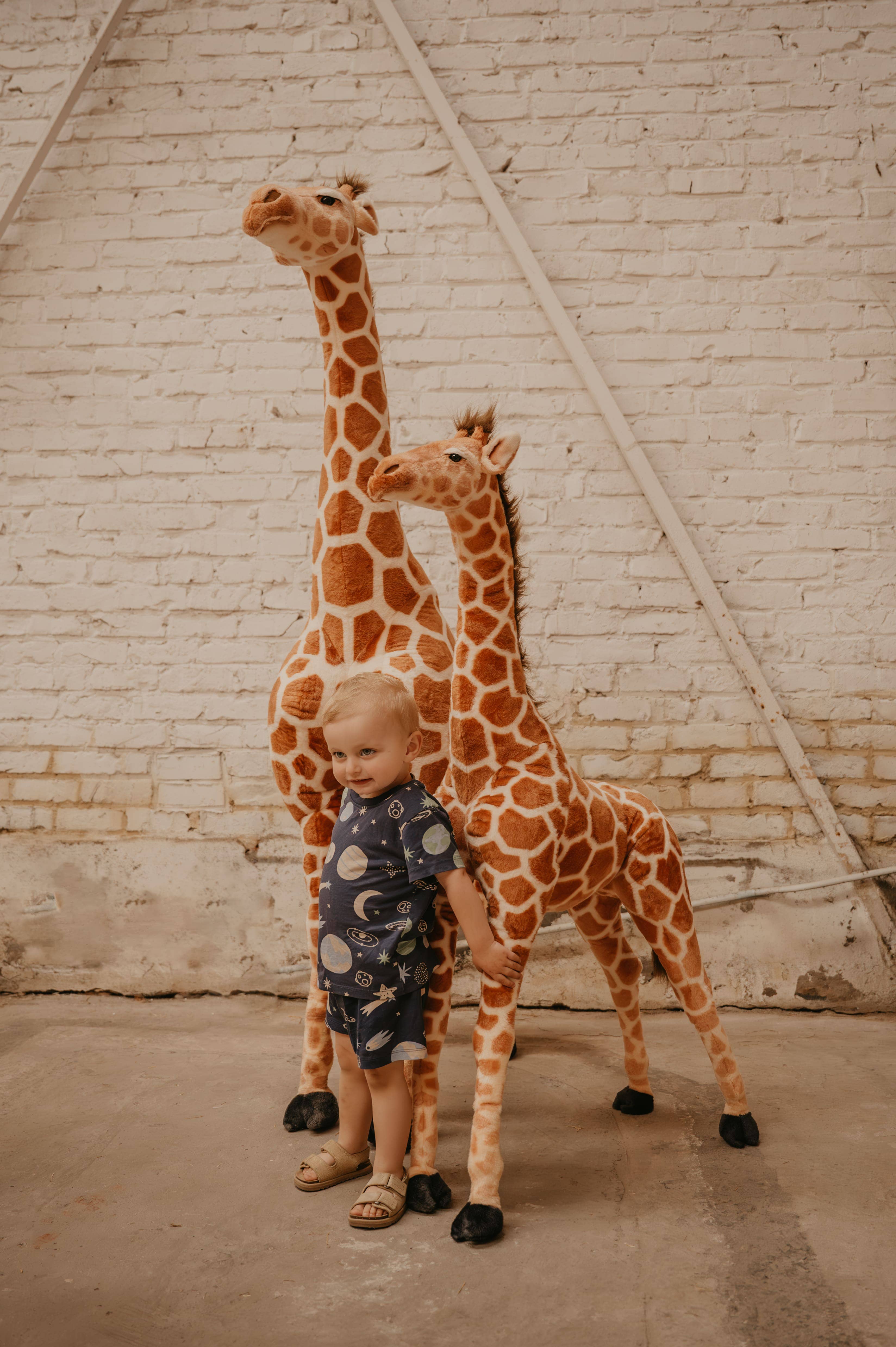 WILD & SOFT – wholesale Fyllda/plyschleksaker - Barn och baby – Giraff 130 cm4
