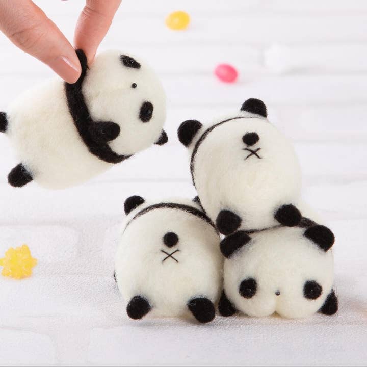 Doe-het-zelf Panda Kont Mascotte Viltpakket – Wol Ambacht Japan voor wholesale door 「FUNJI」In Japan