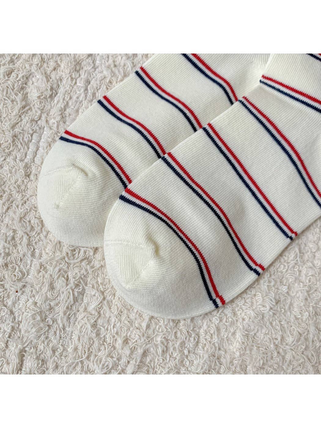 Funkyrel® Atzbranding Limited - Wholesale Sokken - Dames - Rufia - Cartoon Hond Geborduurde Gestreepte Sokken16