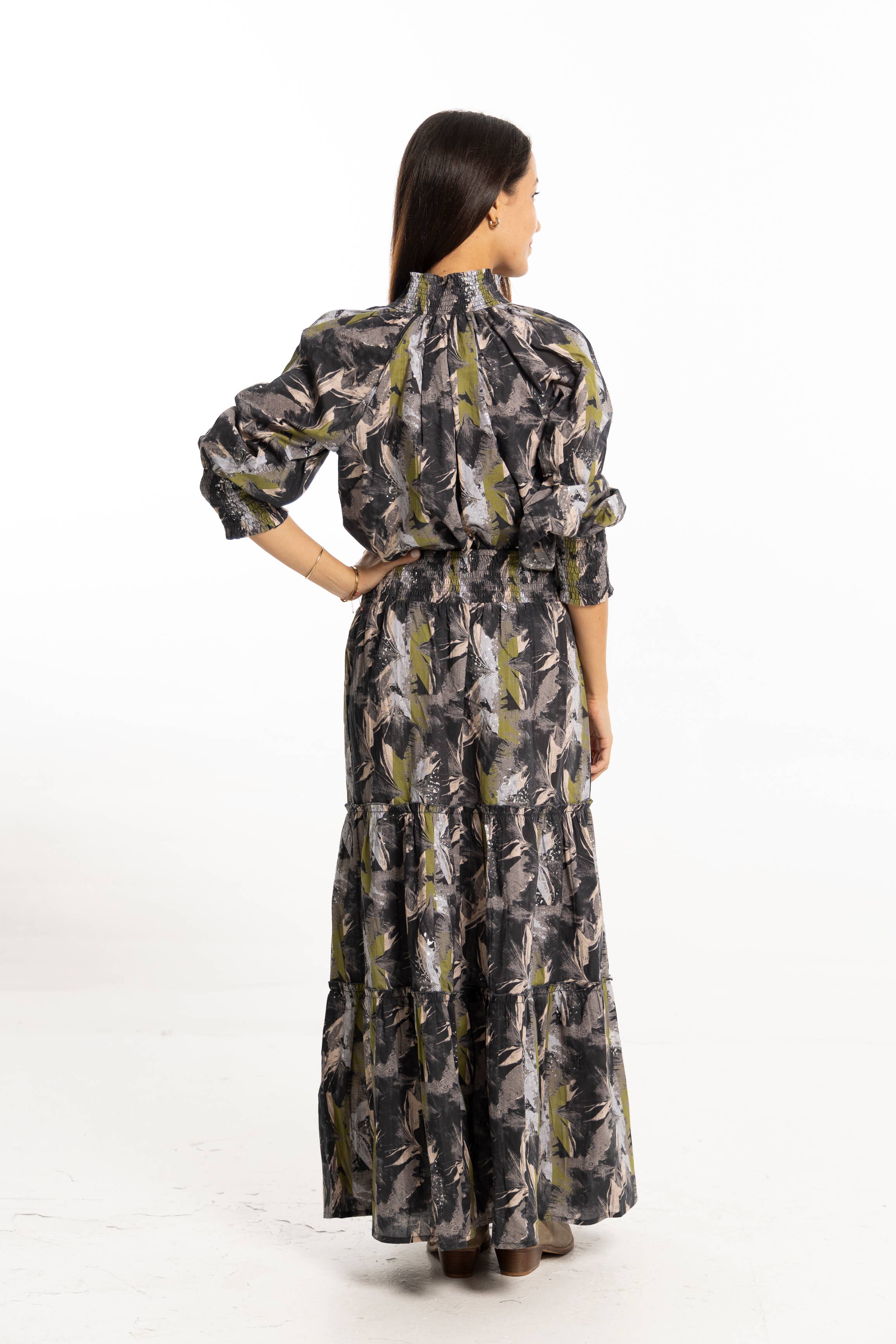 Preto/prata Saia Nour. Prata para venda a revendedores na Faire3