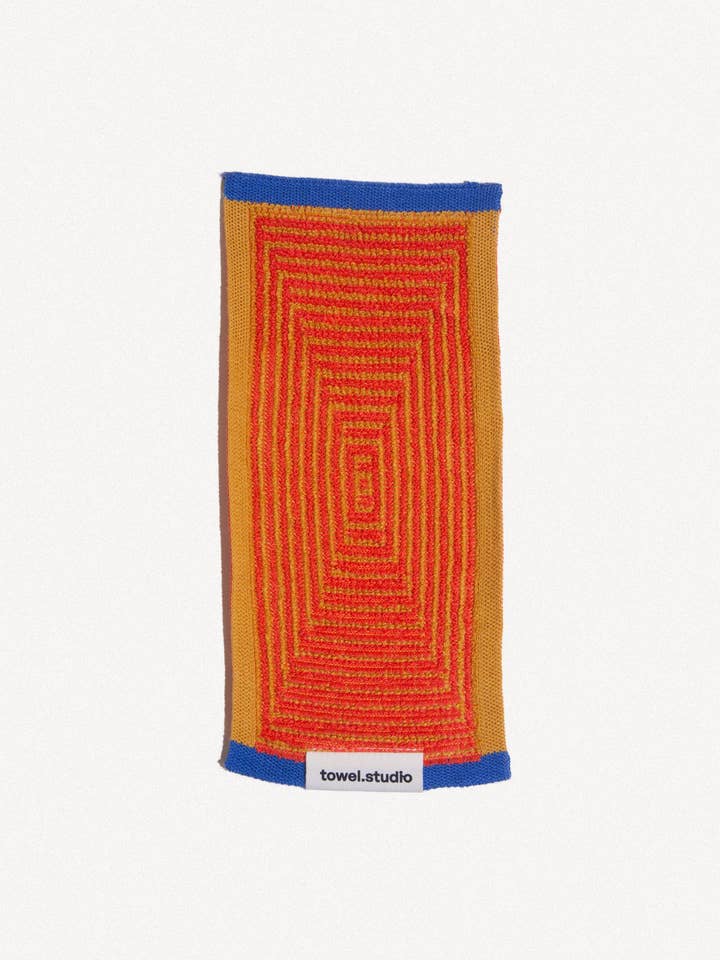 Toalla de bolsillo para marco | Radiador para venta al por mayor de towel.studio