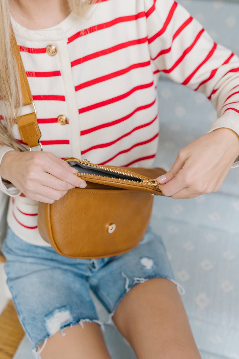 modern and chic - Wholesale Belt Bag - Women's - Holly Foldover Satchel Crossbody Belt Bag3