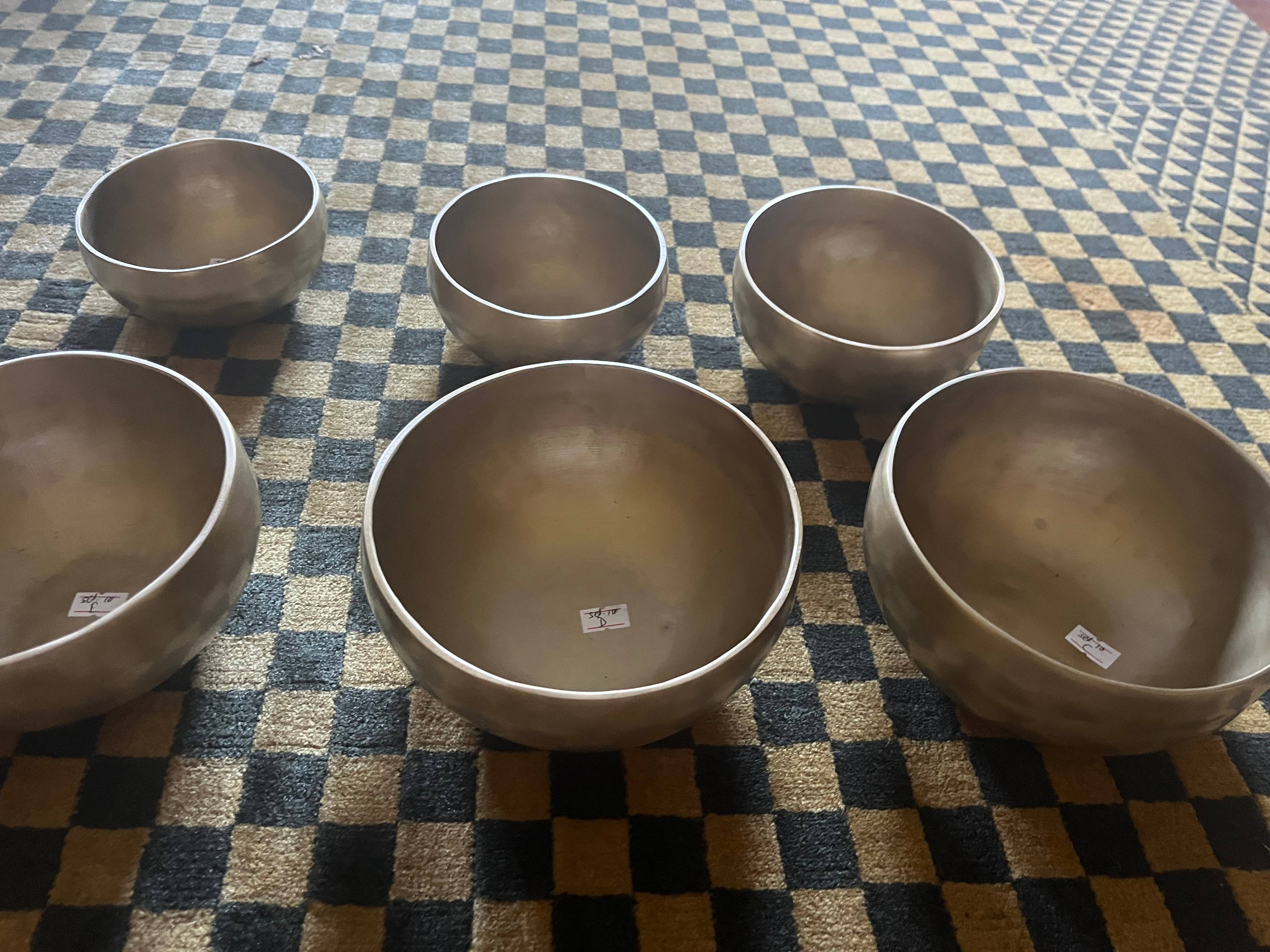 Heritage good Nepal - Wholesale Meditation Supplies -  Hand Hammered Professional Tuned Singing Bowl  seven set  (Copy)2