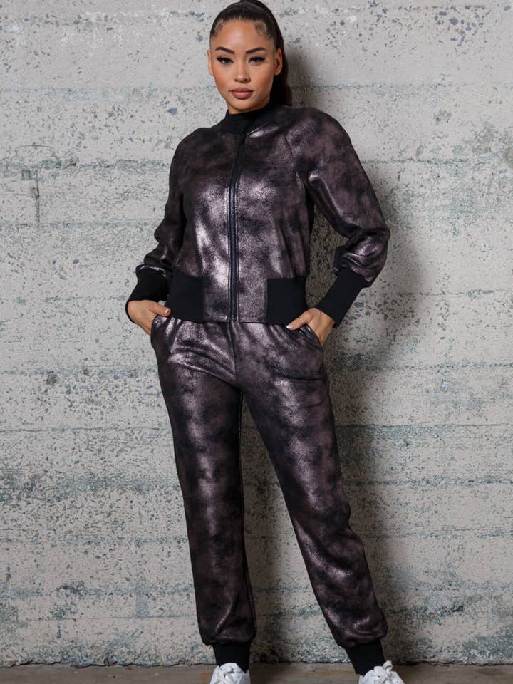 METAL FOIL SCUBA PRINT JOGGER SET for wholesale by Melrose with Love