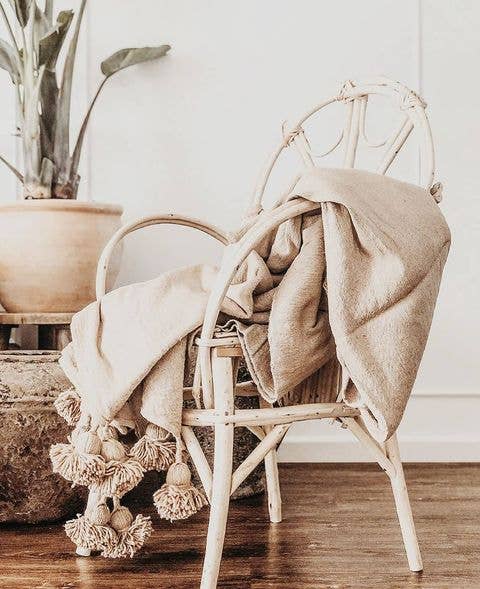 marrakeshop - Vente Plaids - Plaid marocain premium fait main avec pompons et franges15