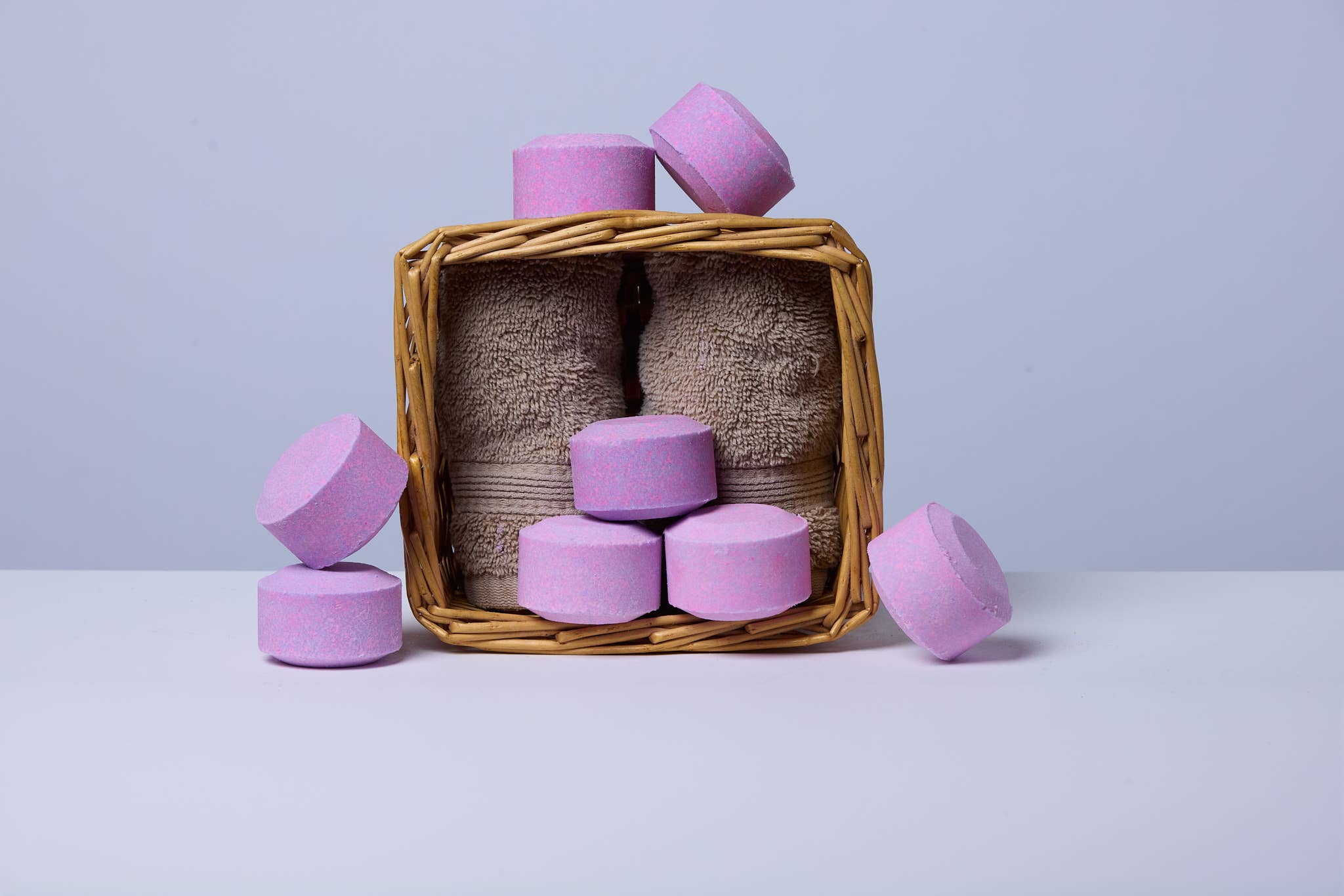 Husk Her Happy - Wholesale Shower Steamer/Bomb - Lavender Menthol Shower Steamer