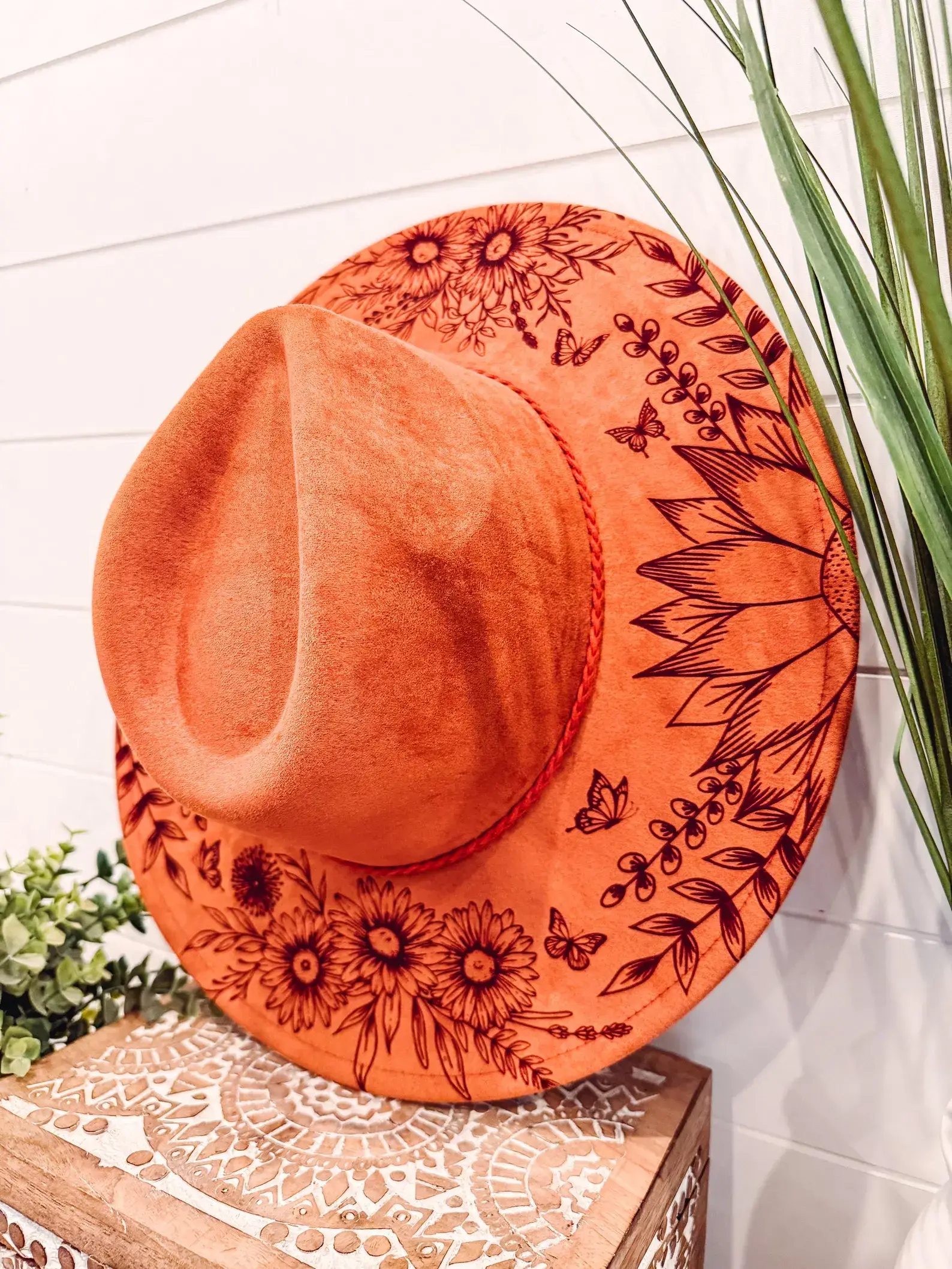 Willie & Dolly Designs - Wholesale Cowboy Hat - Women's - Engraved Floral Hat14