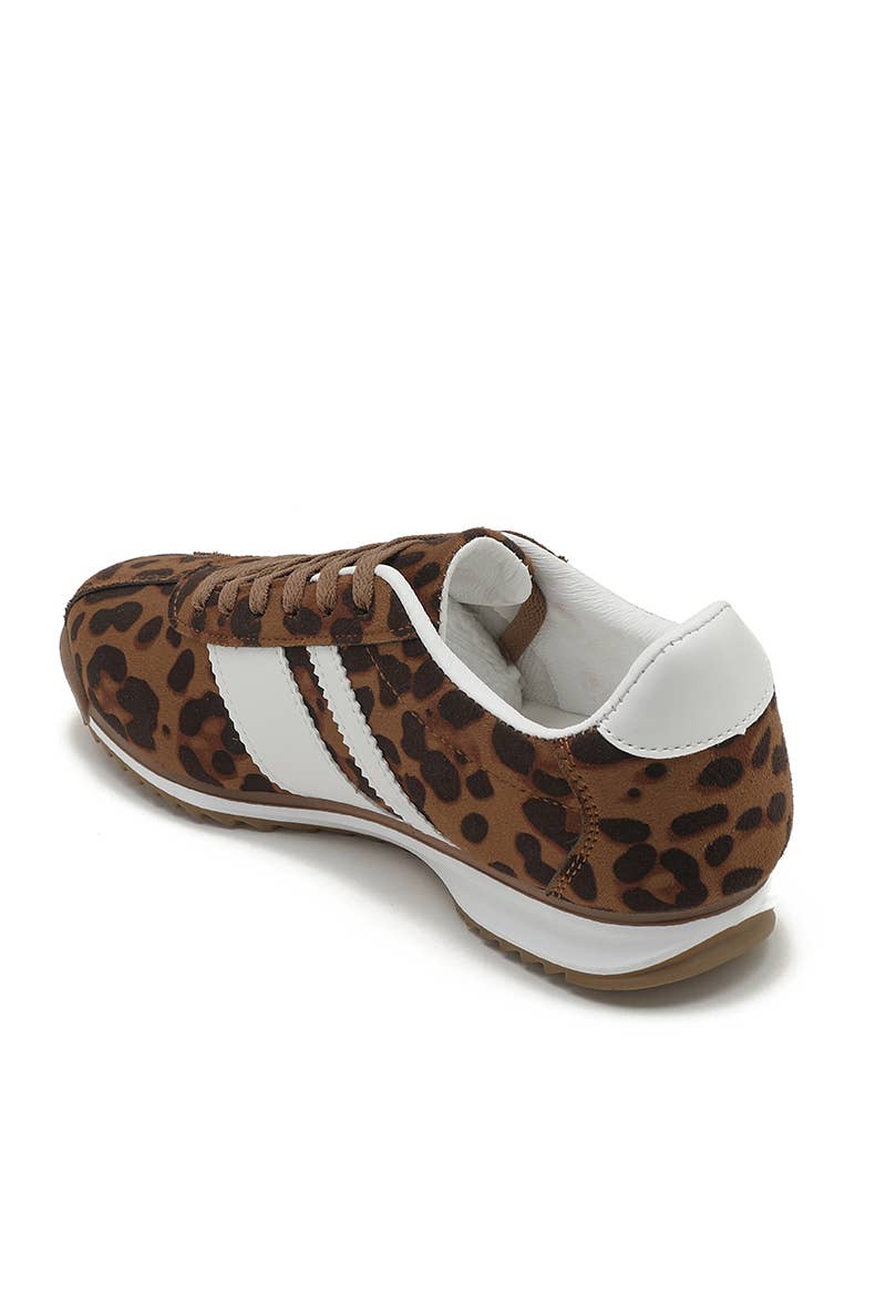 Joia Paris - Wholesale Lifestyle Sneakers - Women's - Women's casual sneakers with contrasting stripes X-250214