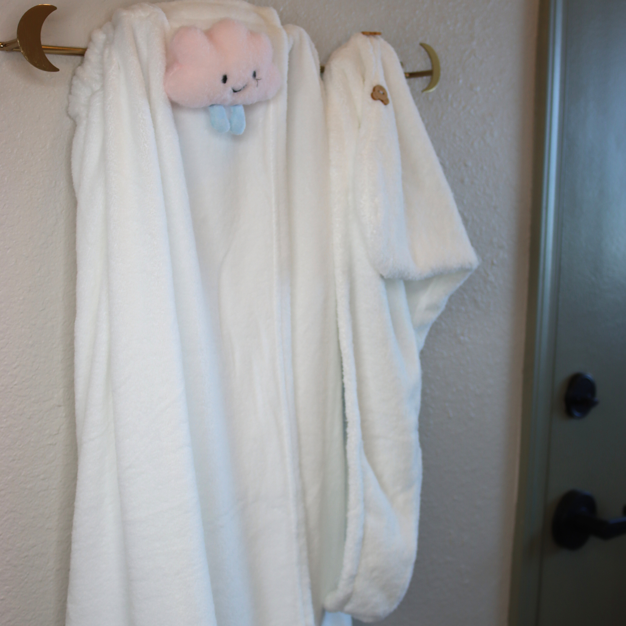 DrifWoo – wholesale Bath towel – Microfiber Body Wrap Hair Wrap Set with Fluffy Accents Cute 2