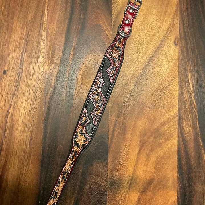 Westrian International - Vente Collier – chien - Collier pour chien en cuir inspiré de Western Saddle - Poils sur cuir de vachette1