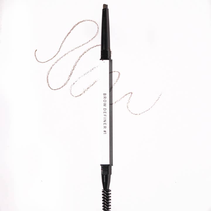 Crayon à sourcils pour la vente par Ashtahbeauty