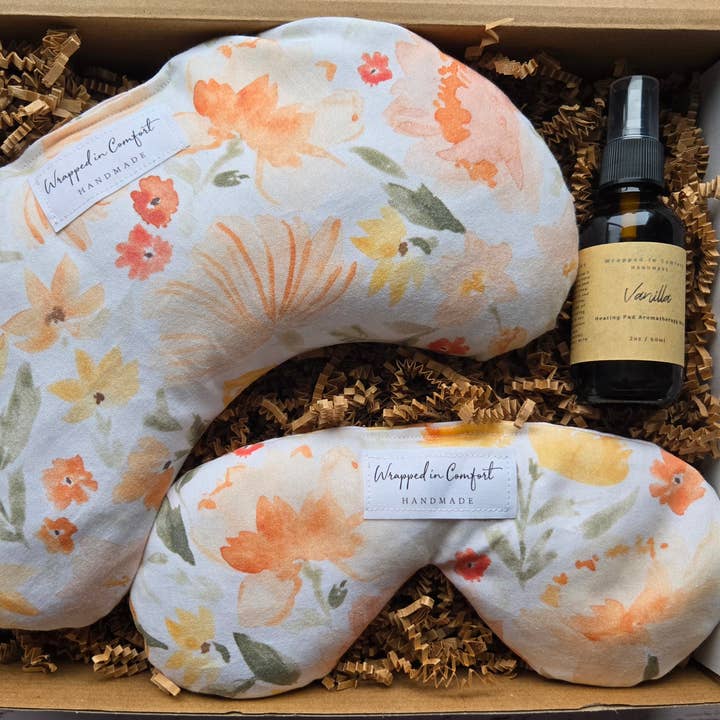 Confezione Regalo - Cuscino per Occhi in Cotone Organico e Spray per la vendita all'ingrosso da parte di Wrapped In Comfort