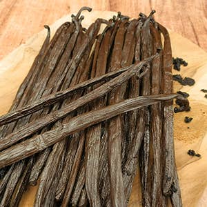 Richesses Naturelles - Wholesale Vanilla/Fruit Extract - Vanilla in a pod2