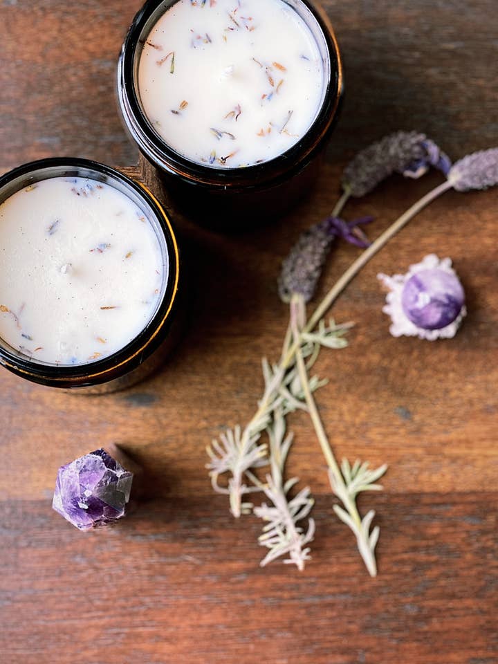 Lavender 9oz Candle for wholesale by CandleTherapy