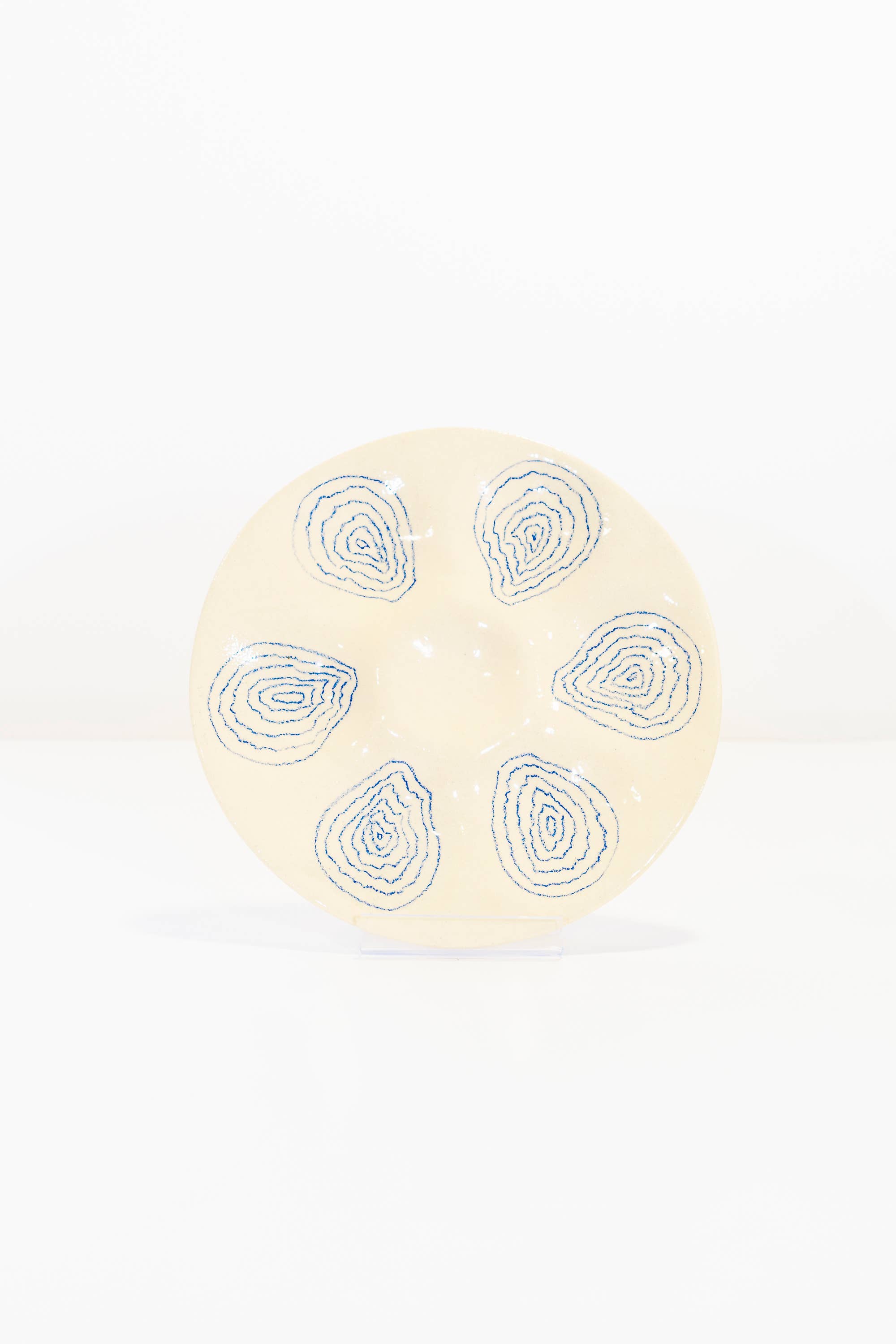 Anaïs Dezarnaud - Wholesale Dinner Plate - Oyster Plate, 6 oysters1