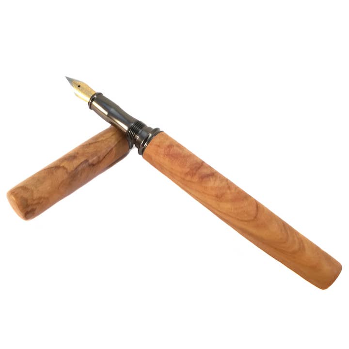 Bog and Brass – Großhandel Stift – Bethlehem Füllfederhalter aus Olivenholz.