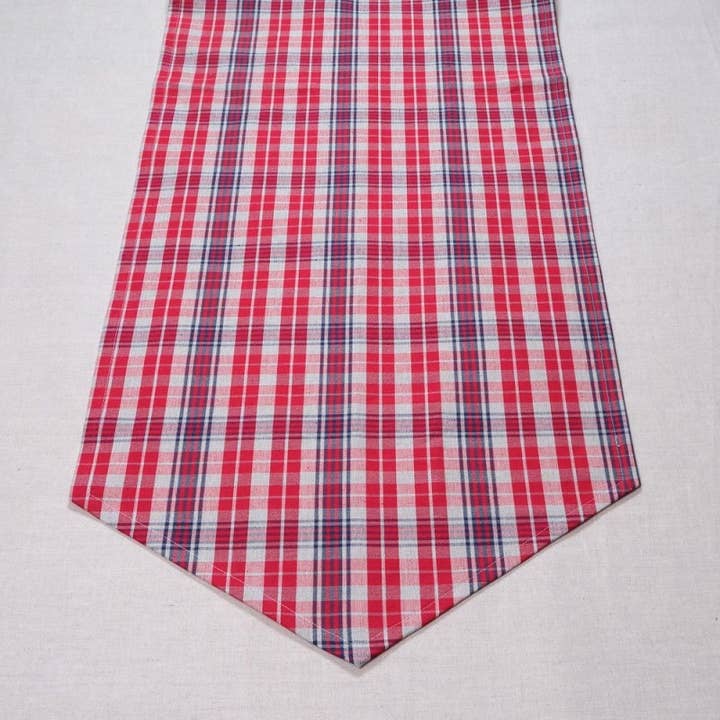 Kelsch Table Runner for wholesale by KELSCH D 'ALSACE IN SEEBACH