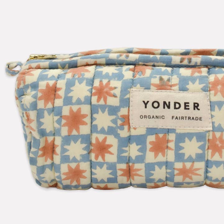 YONDER. – wholesale Make-up/cosmetic bag – Quilted Barrel Case | Pinwheel | Sky5