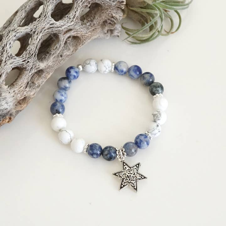 PennyLine inc - Wholesale Beaded Bracelet - Star of David Israel Semi Precious Beads Blue White Bracelet