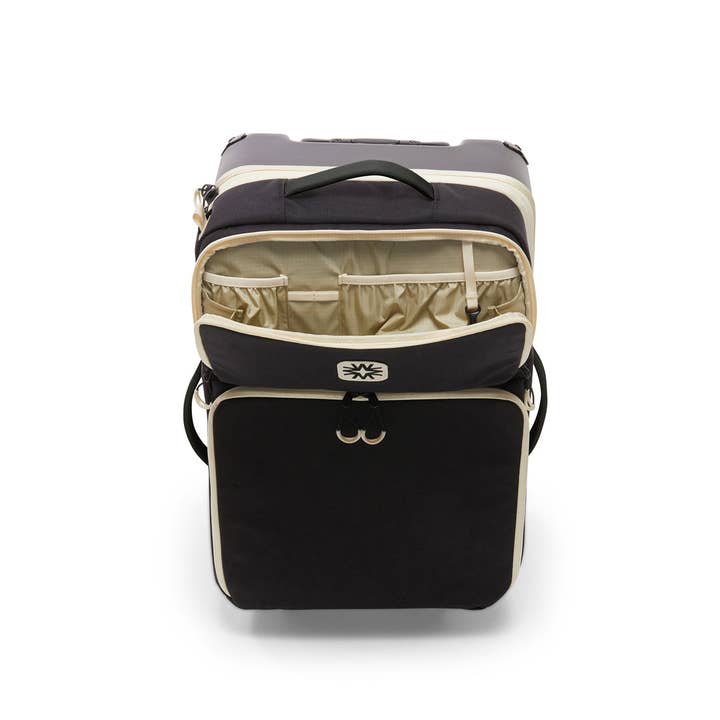 Walker Family goods - Wholesale Luggage - Avi Roller Black8