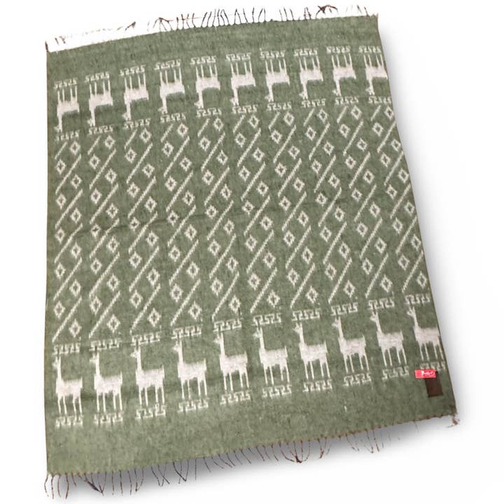 Sanyork Fair Trade - Wholesale Throw Blanket - Brushed Alpaca Two Tone Llama Pattern Blanket Throw- green2