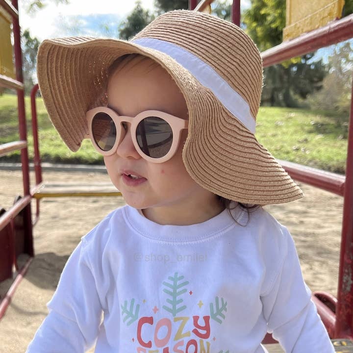 Emi Lei - Wholesale Sunglasses - Kids - TODDLER Retro Frosted Sunglasses w Pouch Included
