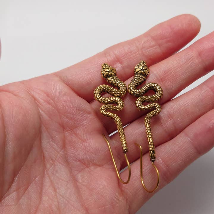 Tenzing Collections - Wholesale Dangle Earrings - Snake Earrings, Golden and Silver5