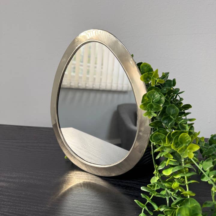 Artisan Stories – wholesale Wall mirror – Silver Brass Marrakech Egg Mirror
