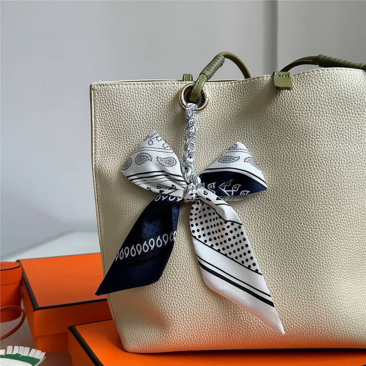 Funkyrel® Atzbranding Limited - Wholesale Purse/bag accessory – Women’s - Koco - Elegant Bow Bag Charm