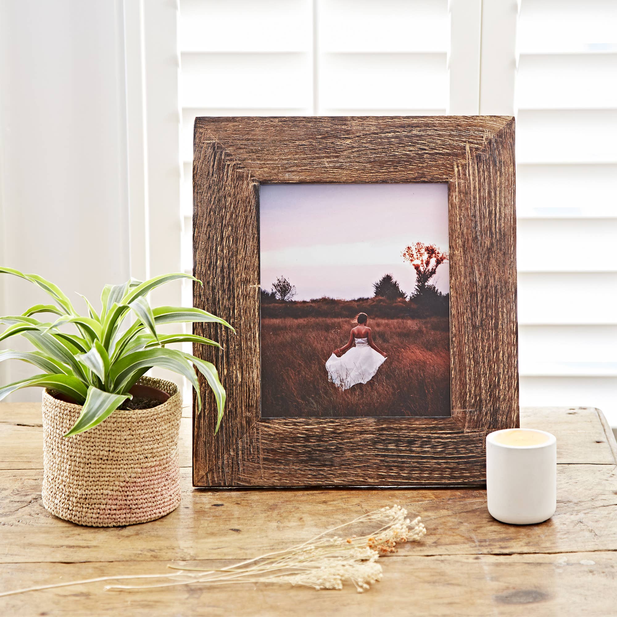 The Paper High Gift Company Limited - Wholesale Picture Frame - Handmade Natural Wooden Photo Frame6