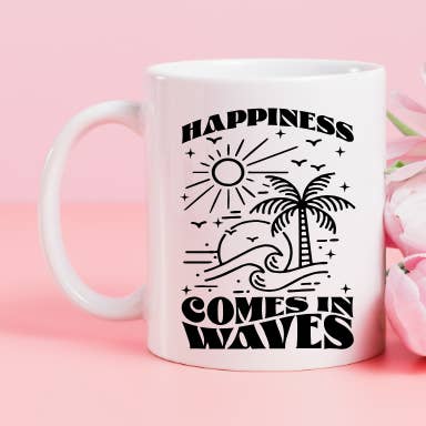 Le bonheur vient par vagues - Tasse en céramique pour la vente par Creative Loops Co