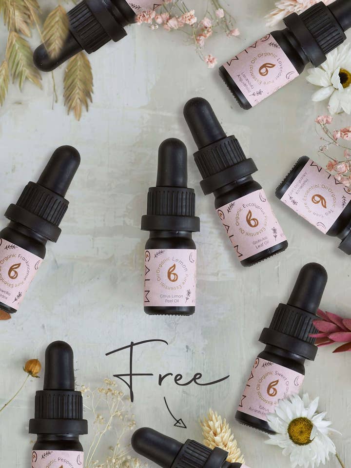 Set completo di 8 oli essenziali puri biologici + Treat! per la vendita all'ingrosso da parte di B Calm Ltd