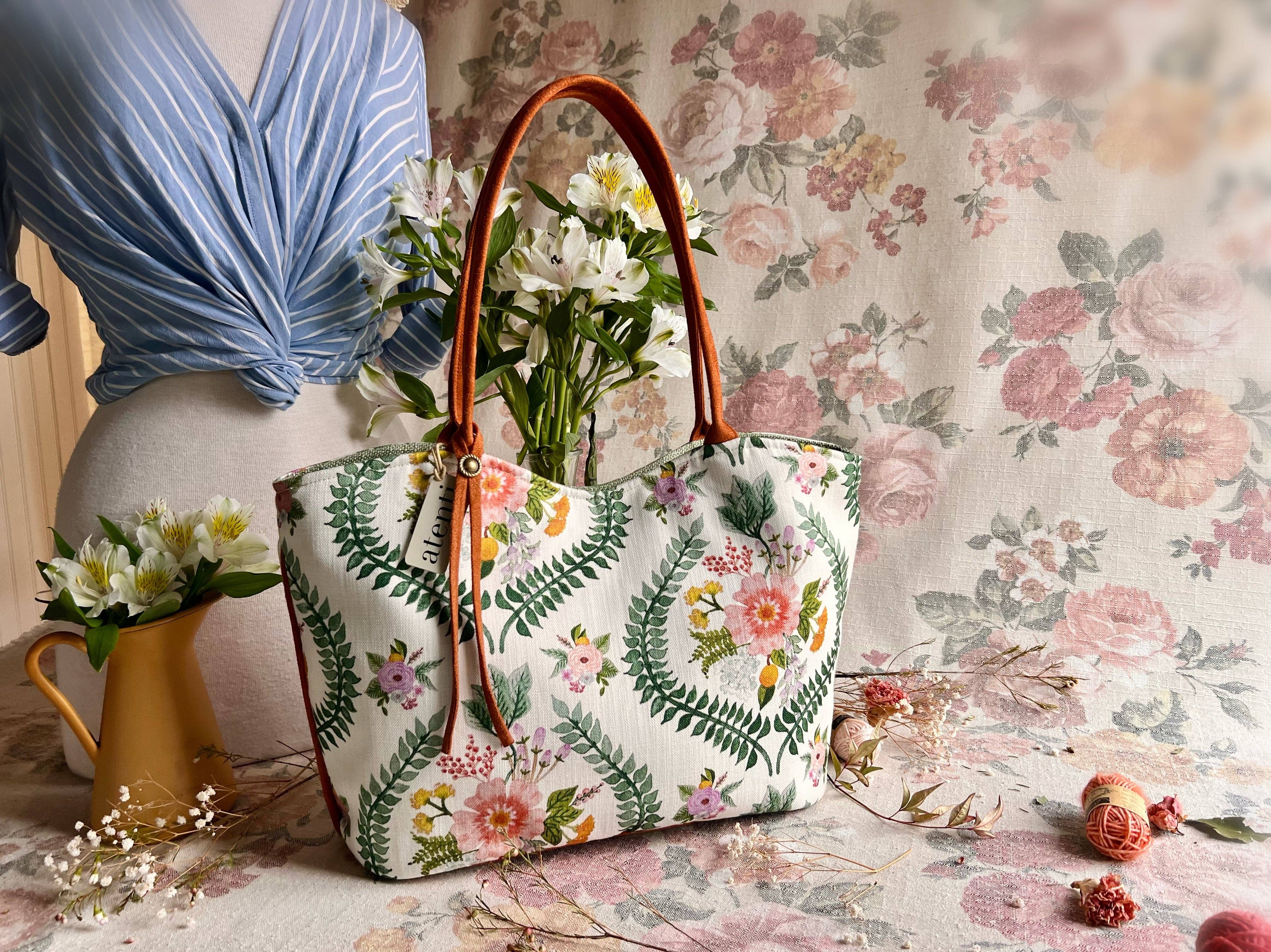 Atenti - Wholesale Shoulder bag – women's - Florence Lolita: USA Made, Handbag with matching pouch