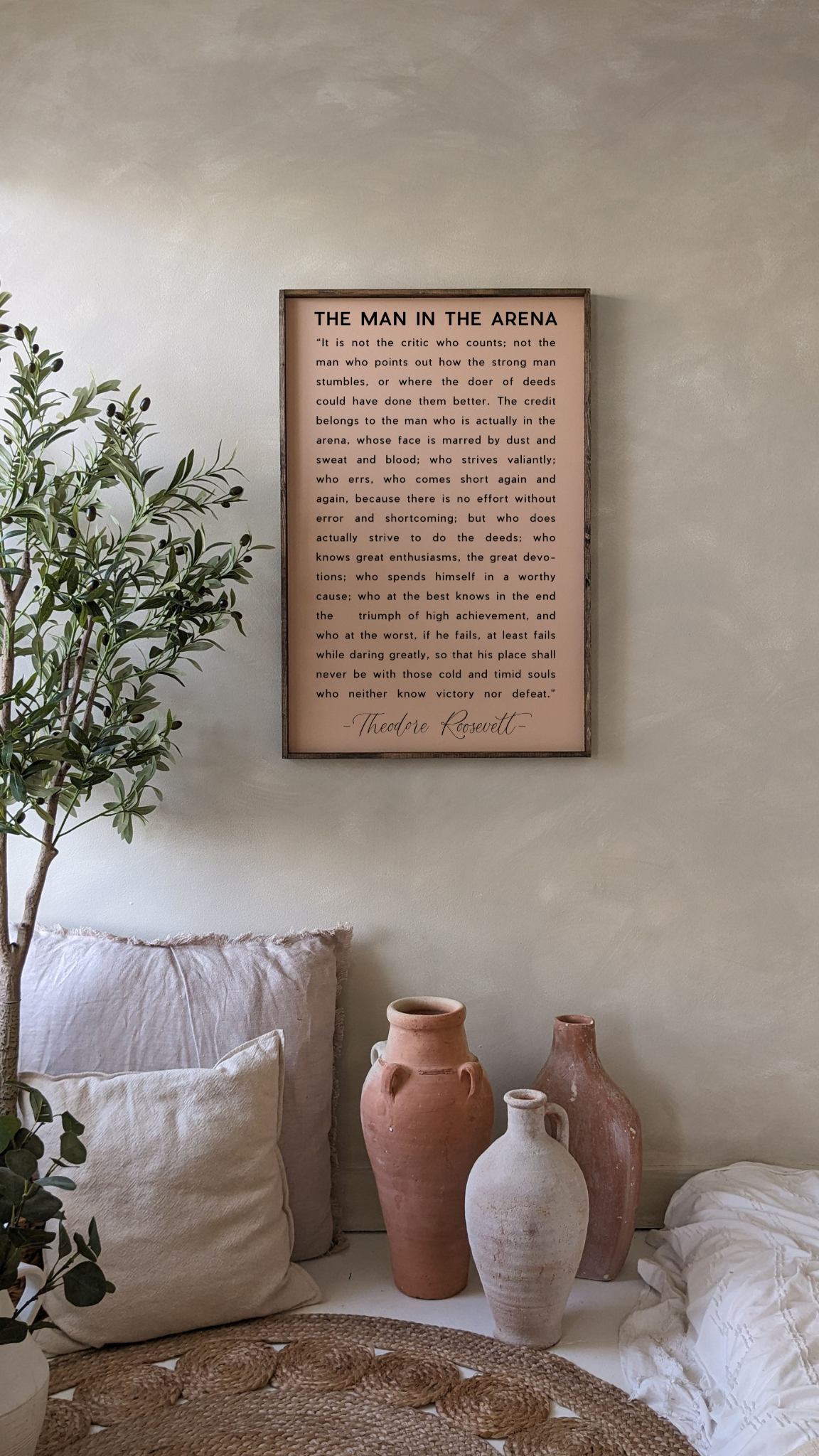 Williamraedesigns - Venta al por mayor Ilustración - Impresión enmarcada de la cita "El hombre en la arena" - Arte de pared inspirador15