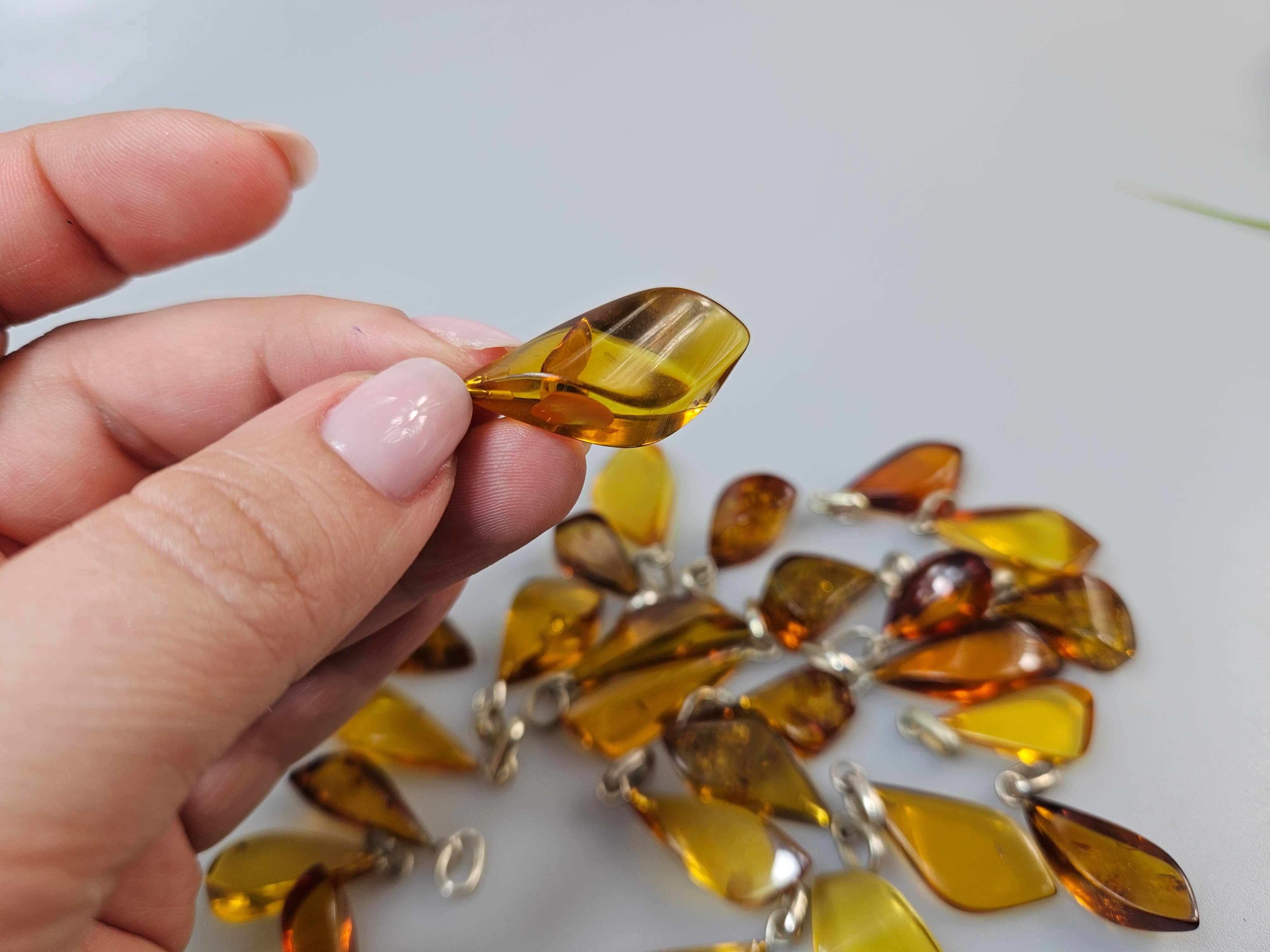 AmberLithuania - Wholesale Individual Charm/Pendant - Amber pendants. Real Baltic Amber necklace 1 psc10