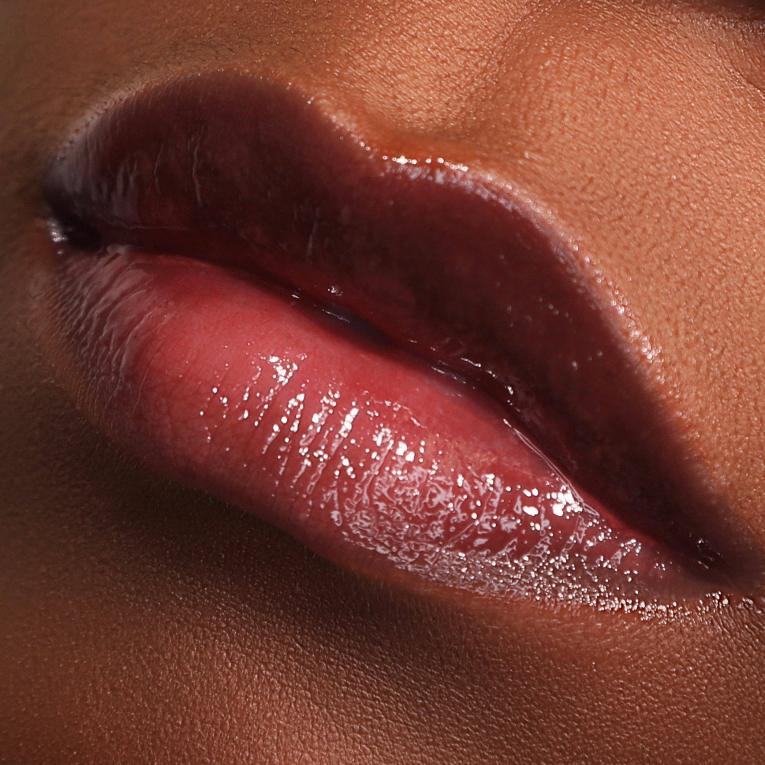 Moira Cosmetics - Wholesale Lip Gloss - Glow Getter Hydrating Lip Oil (015, Teaberry)4