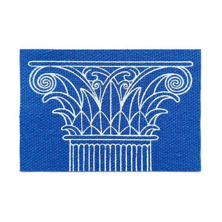 Patch sérigraphié colonne bleue pour la vente par Studio Vermilio