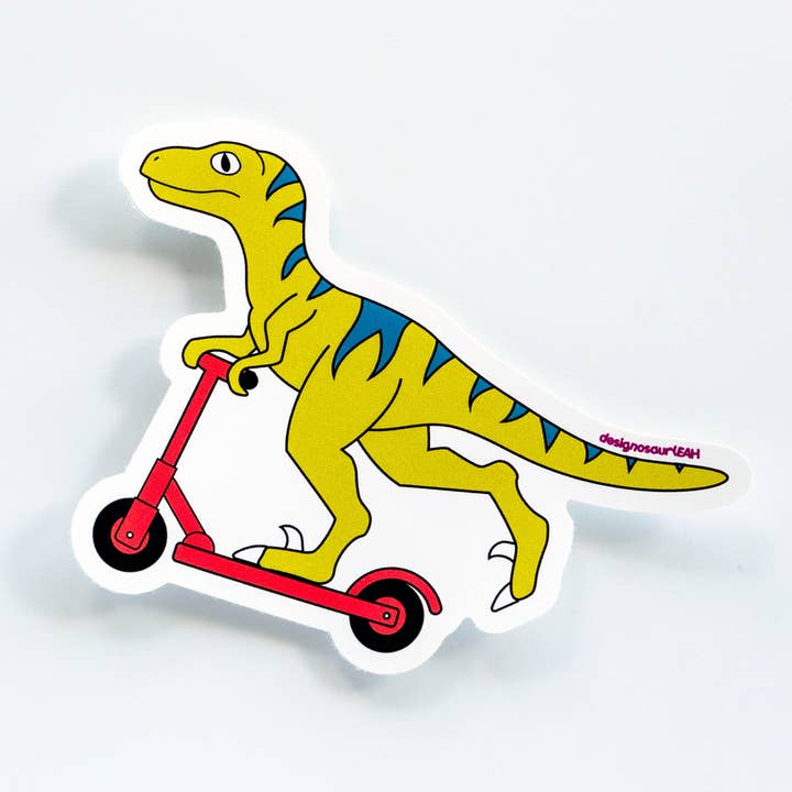 Sticker vinyle dinosaure micro scooter pour la vente par designosaur