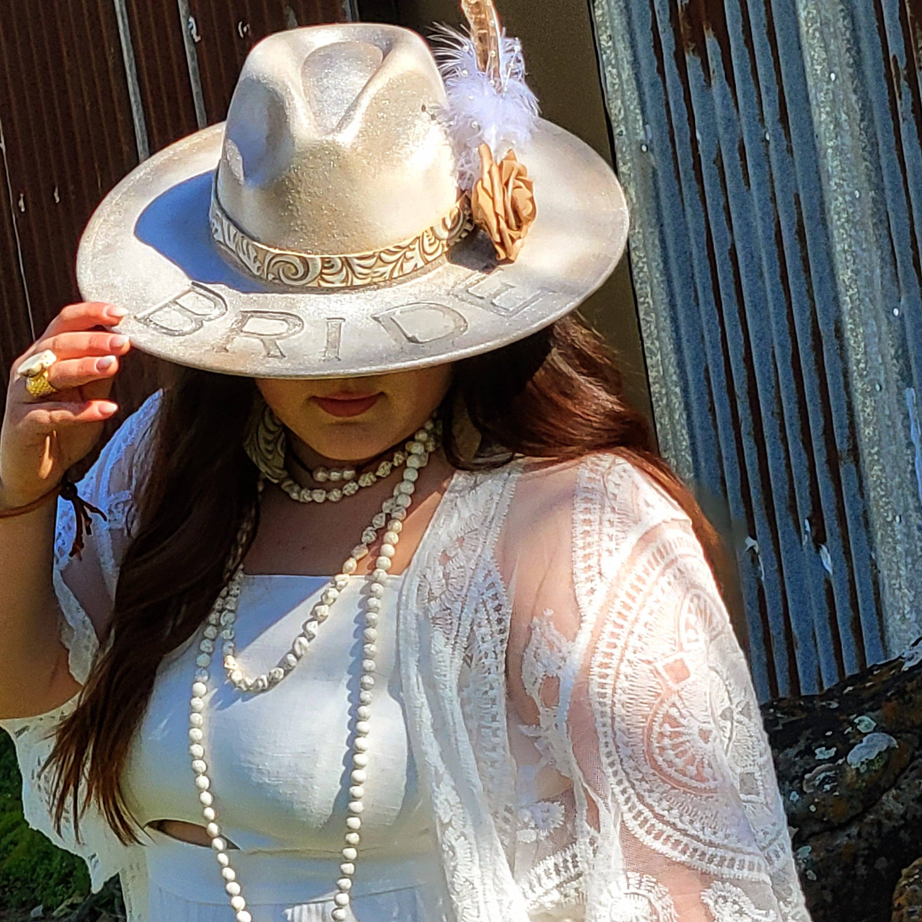 The Jewelry Junkie - Vendita all'ingrosso Collane di perline/perle - Collana a strati con perline boho in turchese bianco 254q1