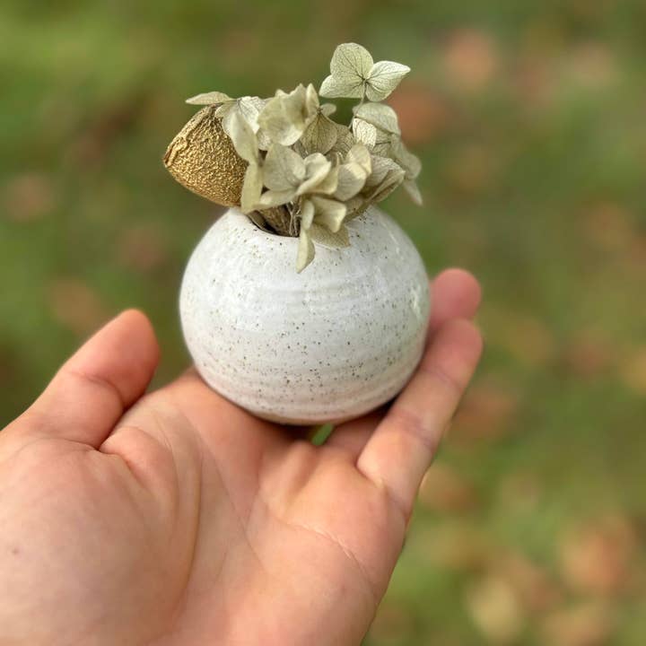 Wolf and Clay Pty Ltd - Wholesale Vase - Mini Bud Vase2