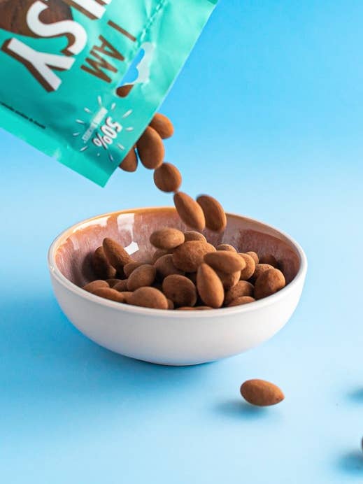 Finely roasted almonds coated in chocolate - 75g x16 for wholesale by ELSY