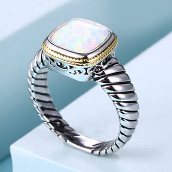 Anel de Noivado de Opala de Fogo com Ródio Oxidado da Gembassy por atacado de Golden NYC Jewelry