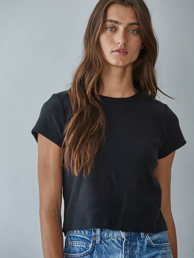 L8746 | Knit Cotton Round Neck Short Sleeve Crop Top for wholesale by By Together