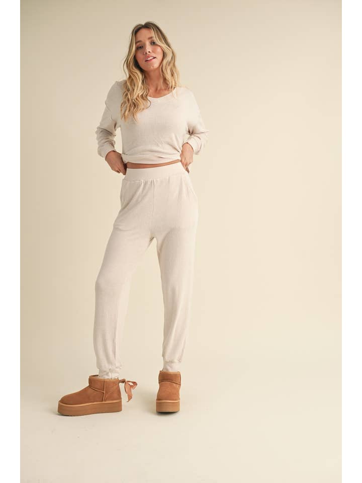 KIMBERLY C - Wholesale Knit Top - Women's - Brushed Hacci Long Sleeve V Neck Top3