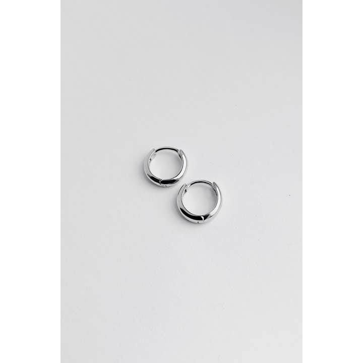 Kara Yoo - Venta al por mayor Pendientes de aro pequeños - Aros Norma Huggie